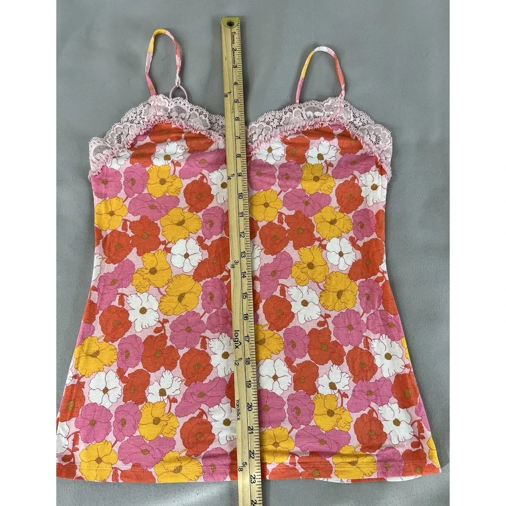 Victoria's Secret‎ Floral Lace Pajamas 2 Piece Set Cami+Shorts Women's Medium